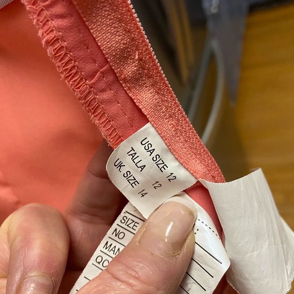 Mari Lee grad/bridesmaid/special occasion dress beautiful coral color wore once. - Picture 3 of 4